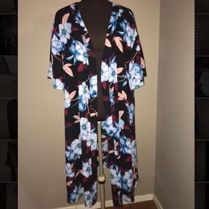 Plus Size Liz Claiborne floral kimono